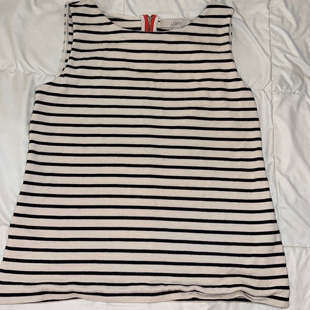 Loft M black & beige striped jersey top with coral contrast zipper placket
